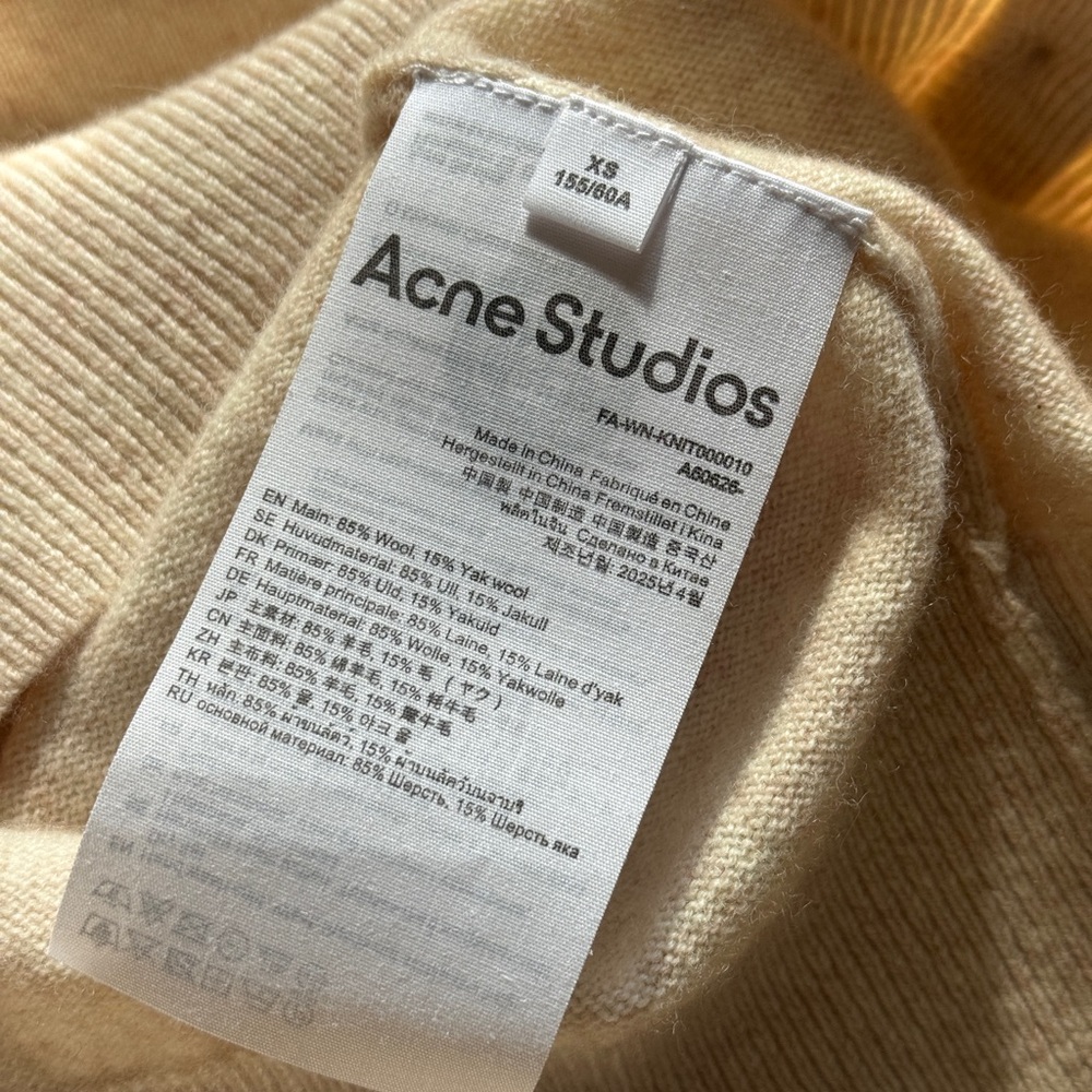 Acne Studios x MOOMIN wool Cardigan Sweater - Picture 6 of 10